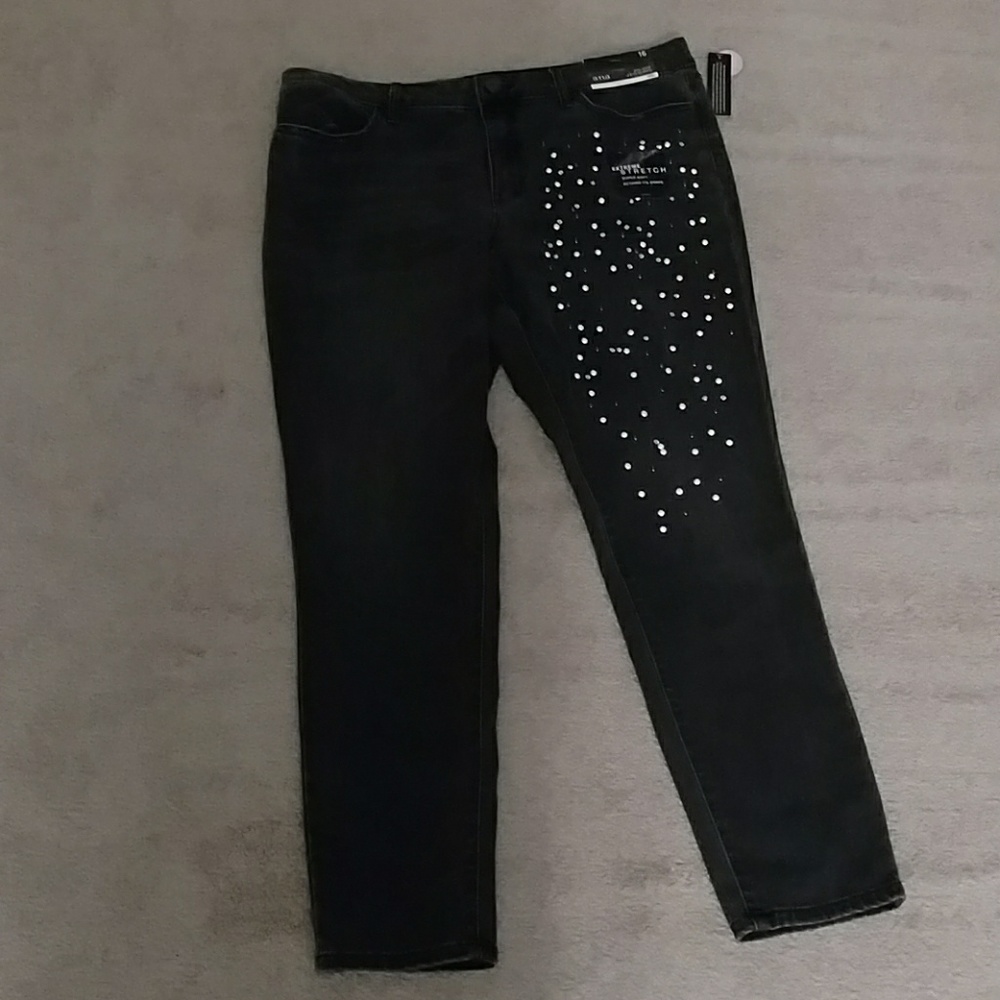 Mid Rise Black Jeans Size 16 Jegging
